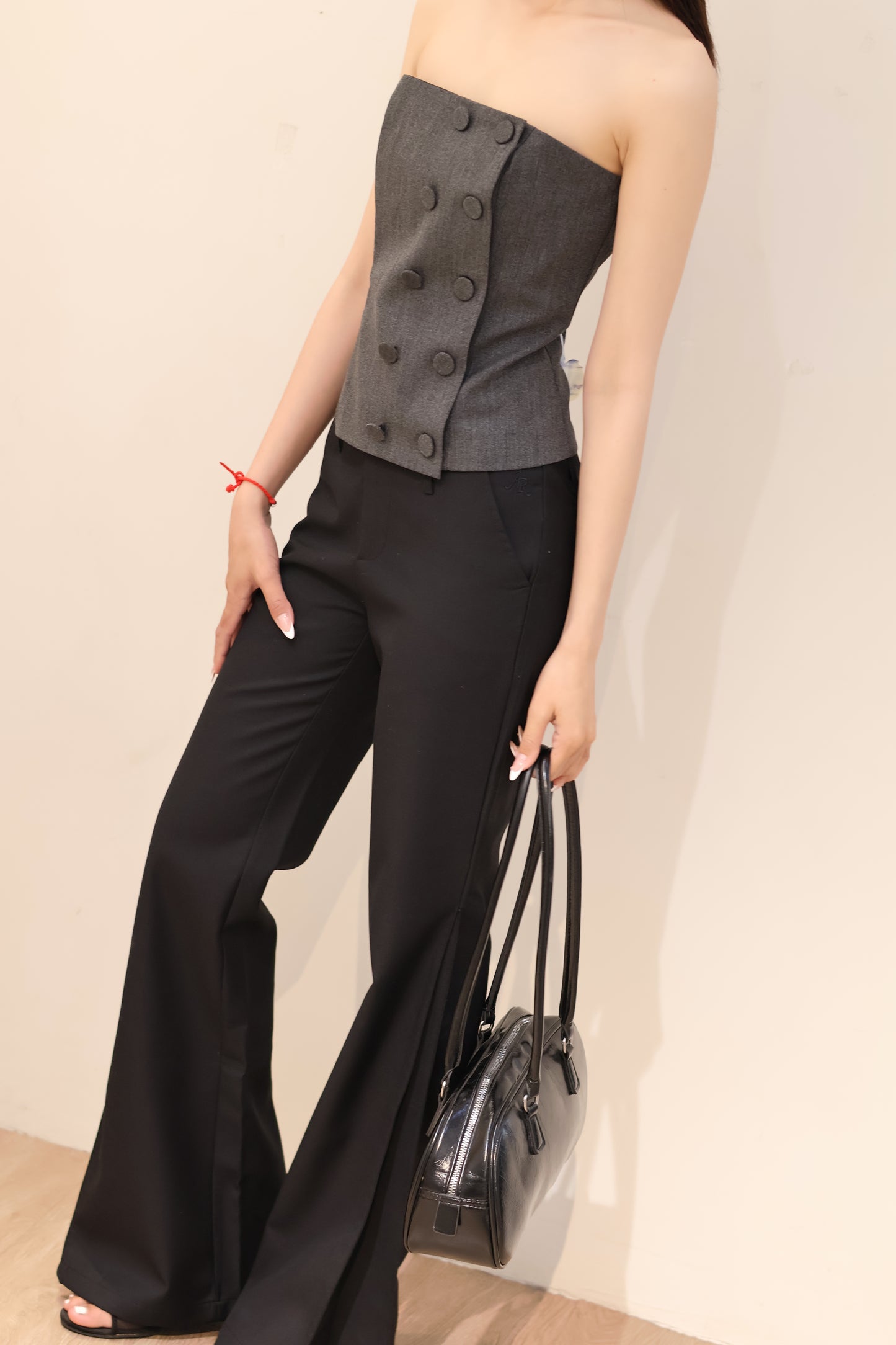 GRAY TUBE BUTTONS TOP