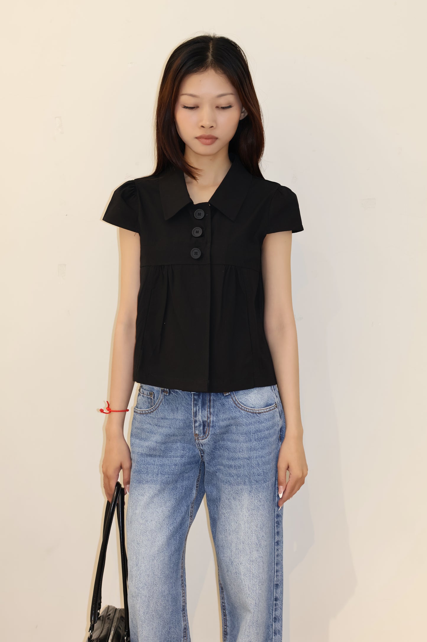 TWO BUTTONS SHORT SLEEVE BLOUSE