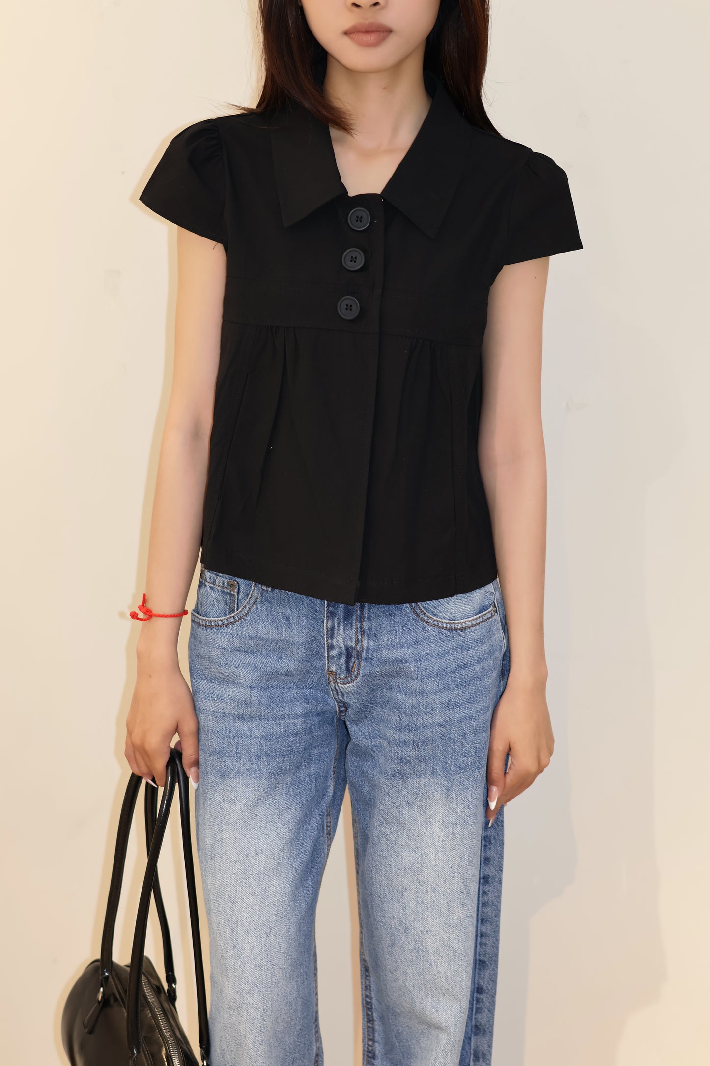 TWO BUTTONS SHORT SLEEVE BLOUSE