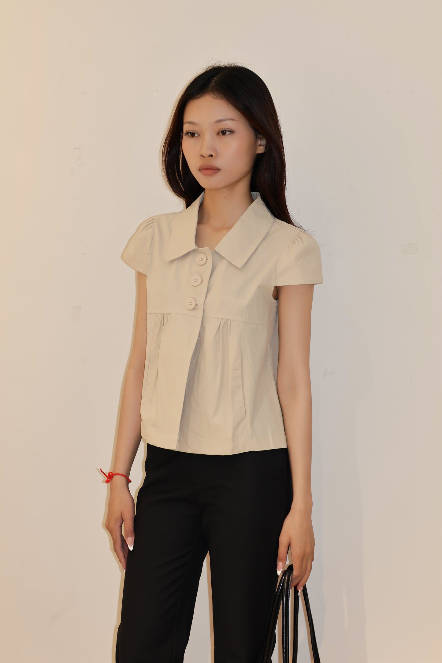 TWO BUTTONS SHORT SLEEVE BLOUSE