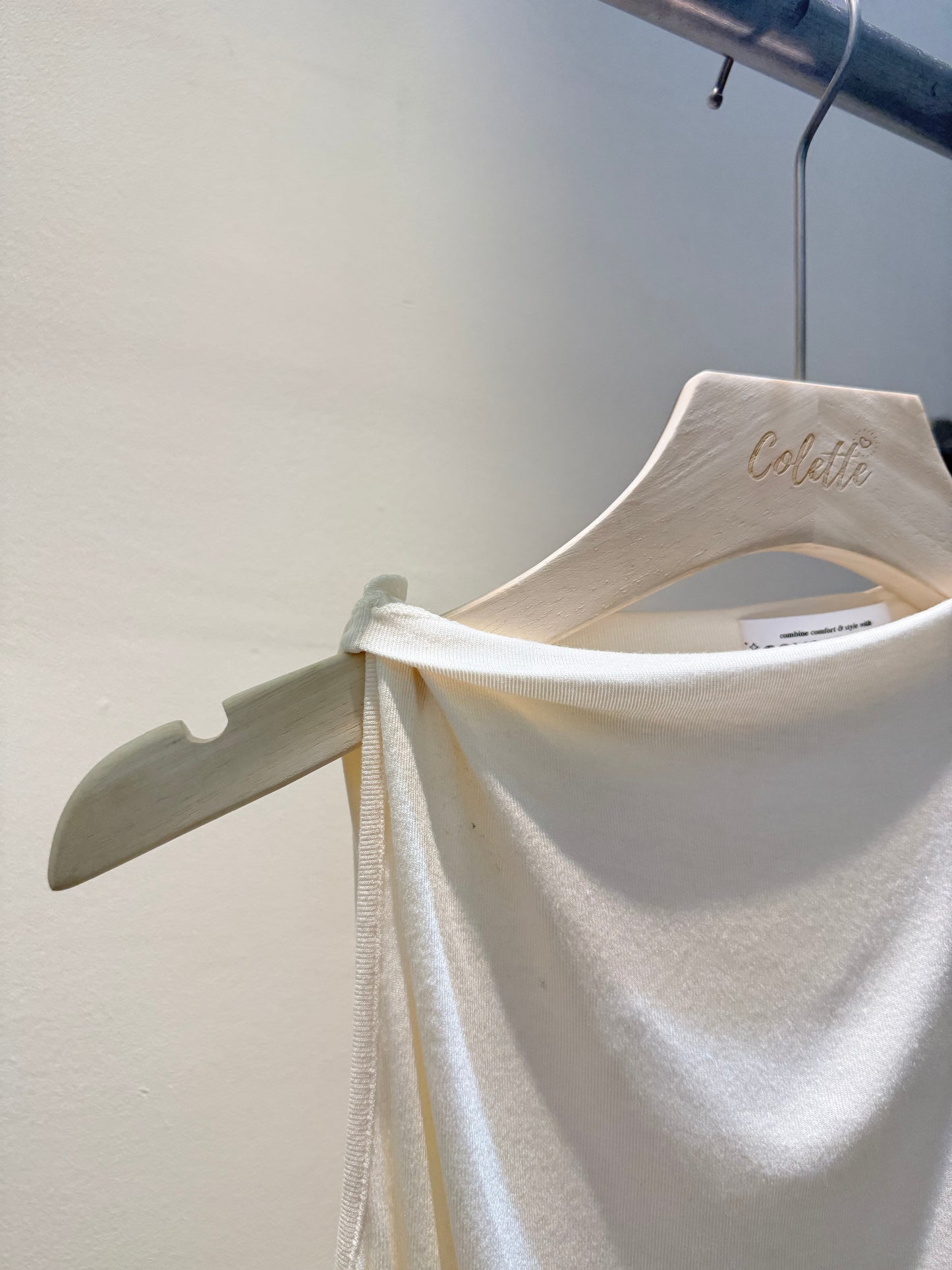 boat neck twist sleeveless top