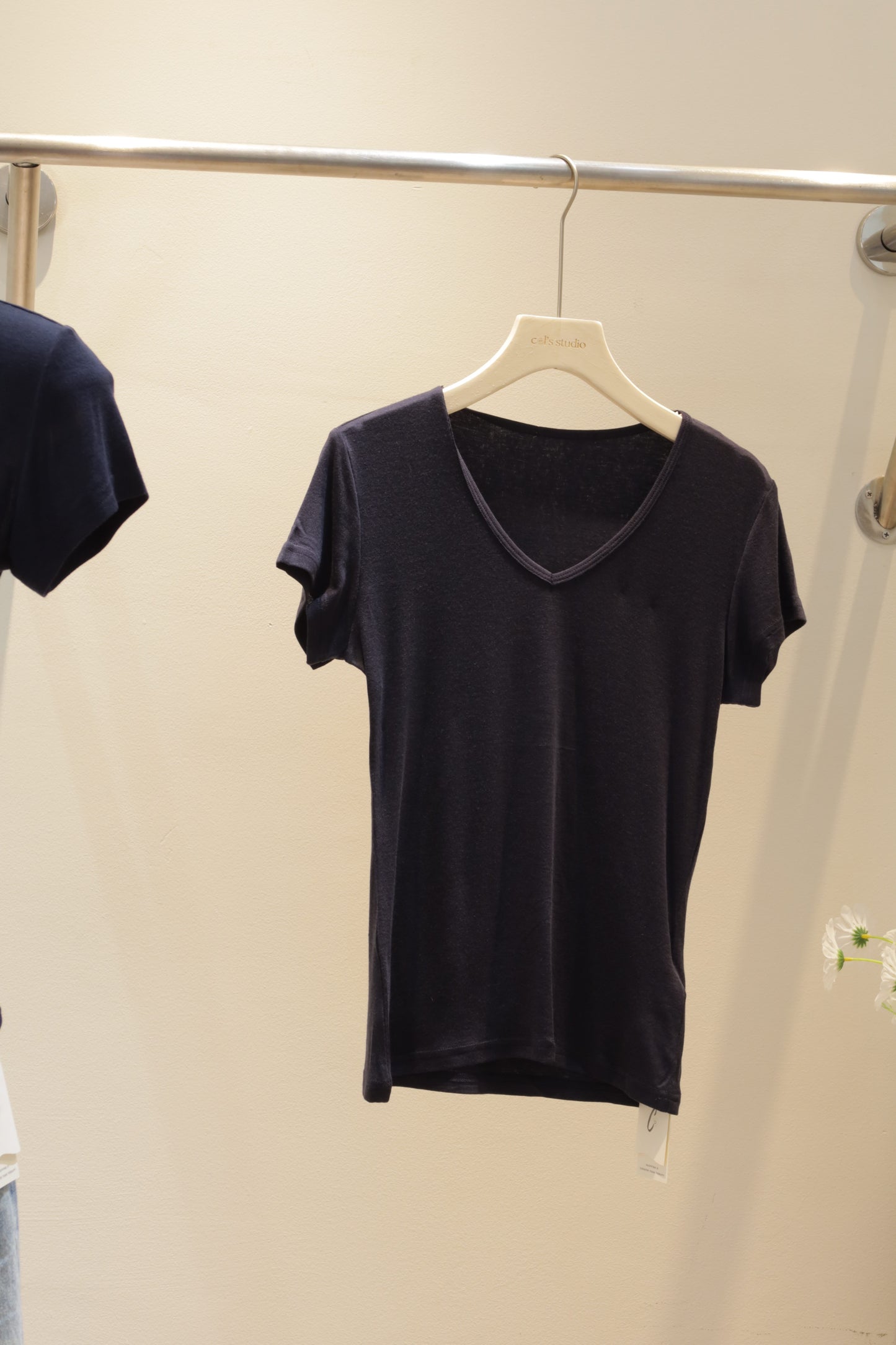 Navy basic v neck top