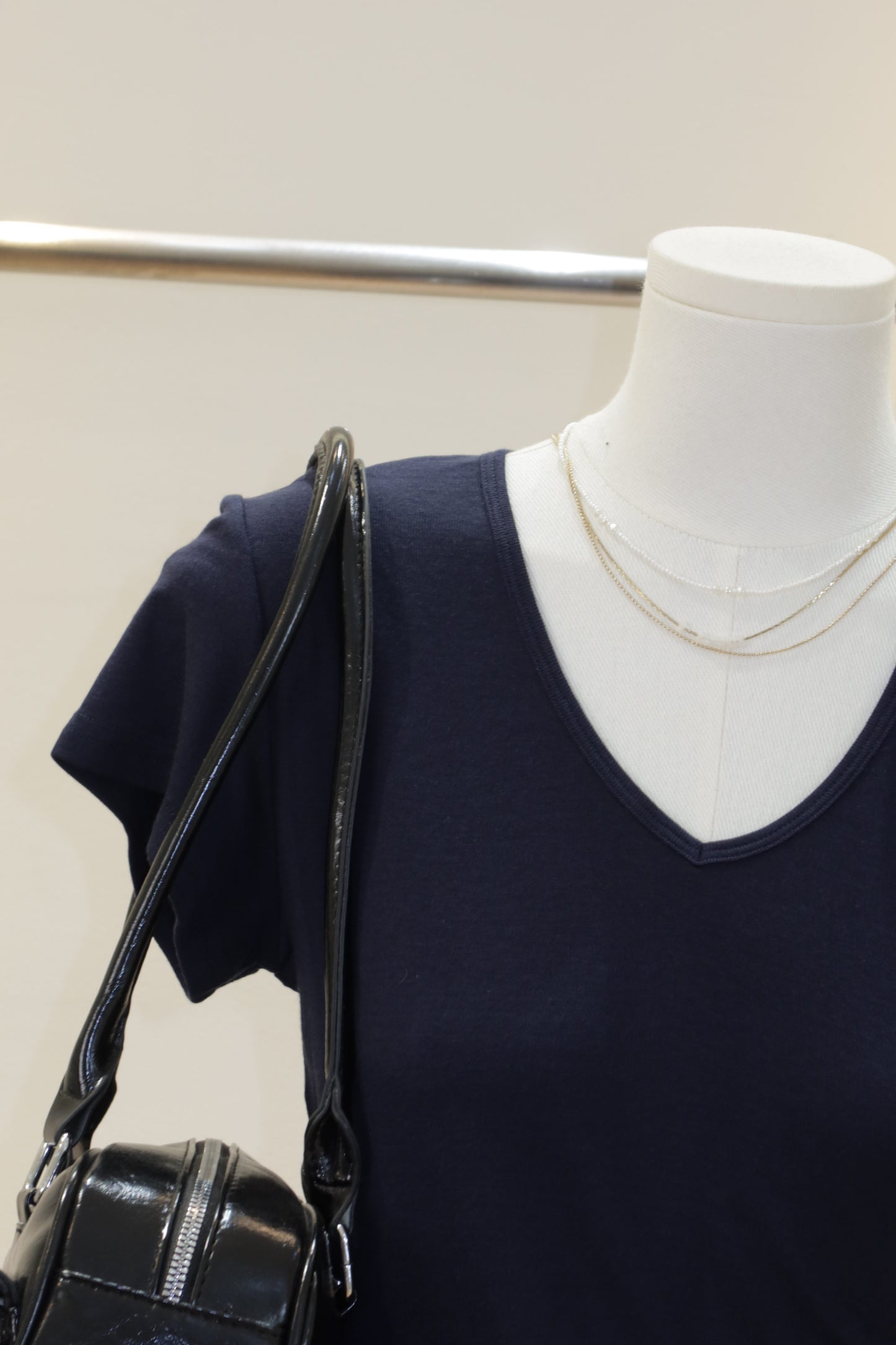 Navy basic v neck top