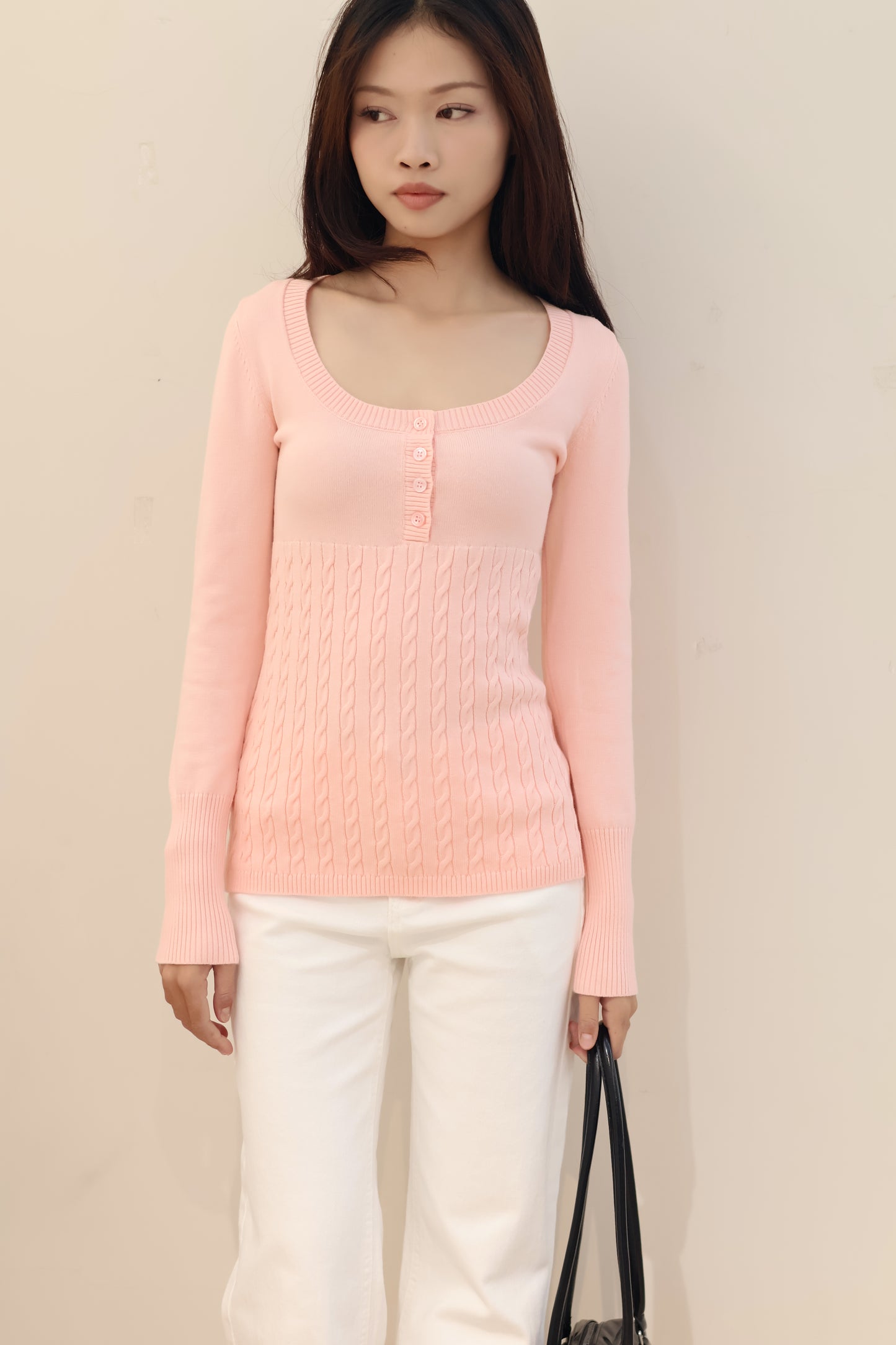 U NECK THICK KNITTED SWEATER