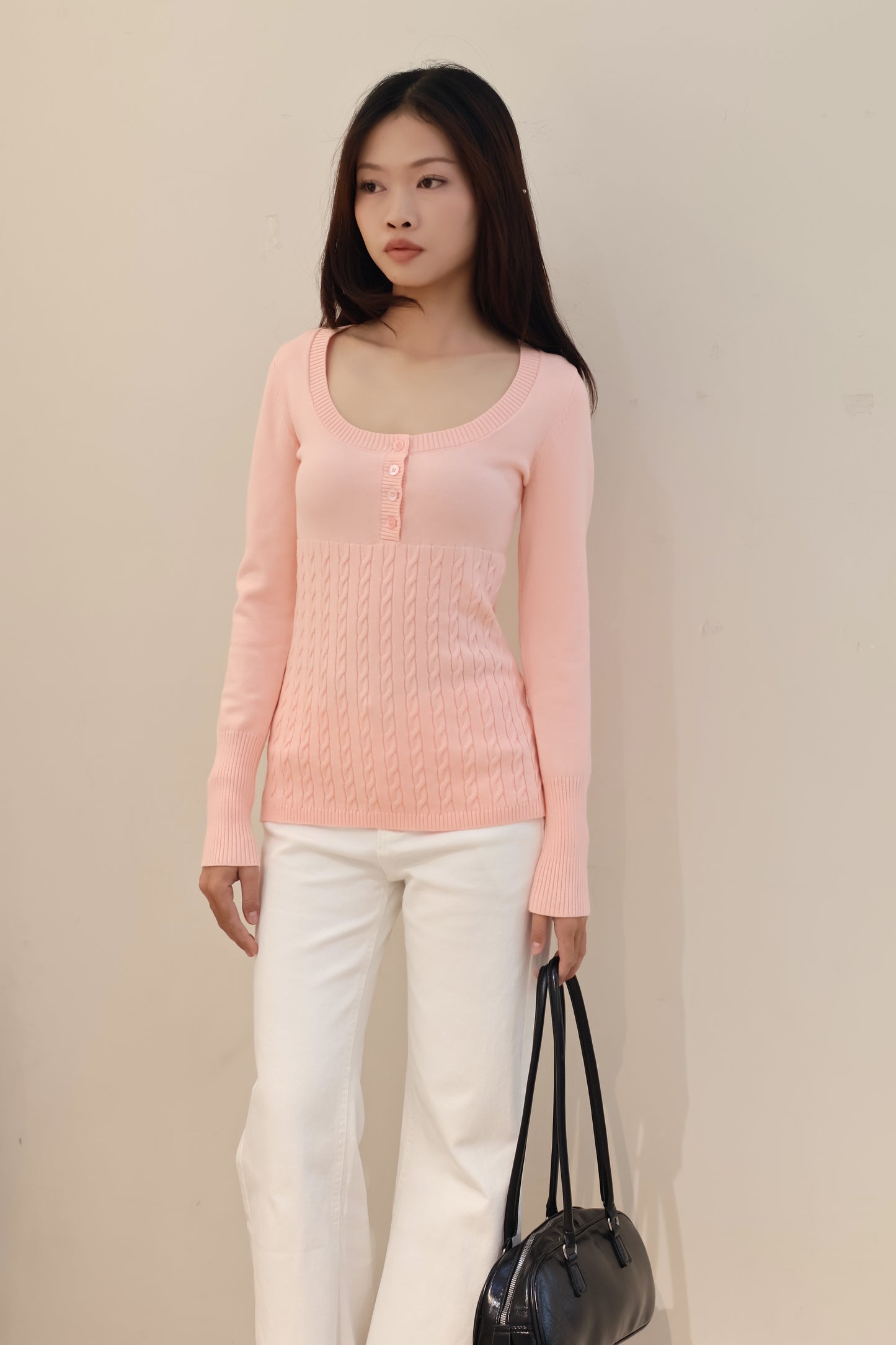 U NECK THICK KNITTED SWEATER