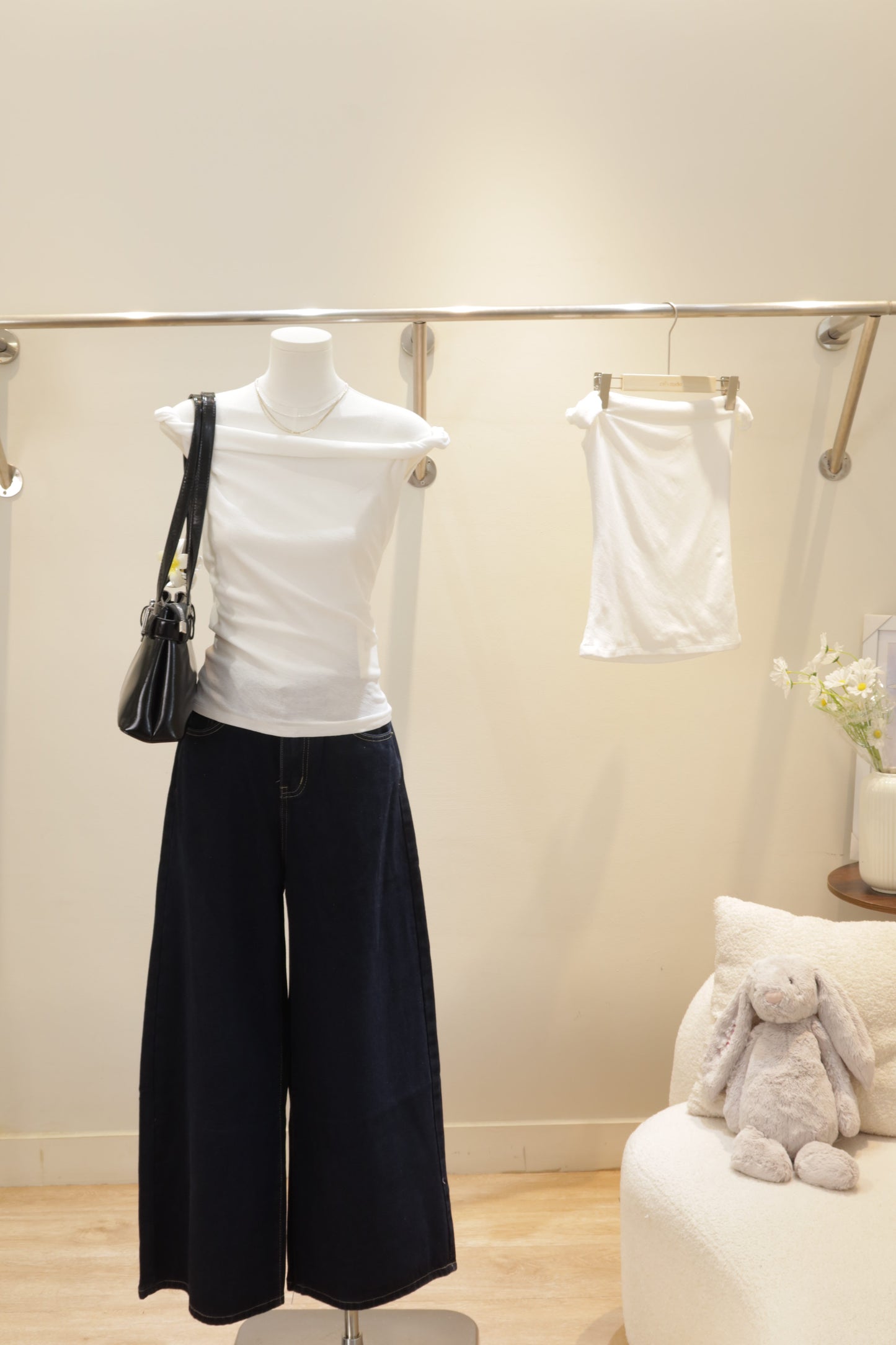 Short sleeve twist off shoulder