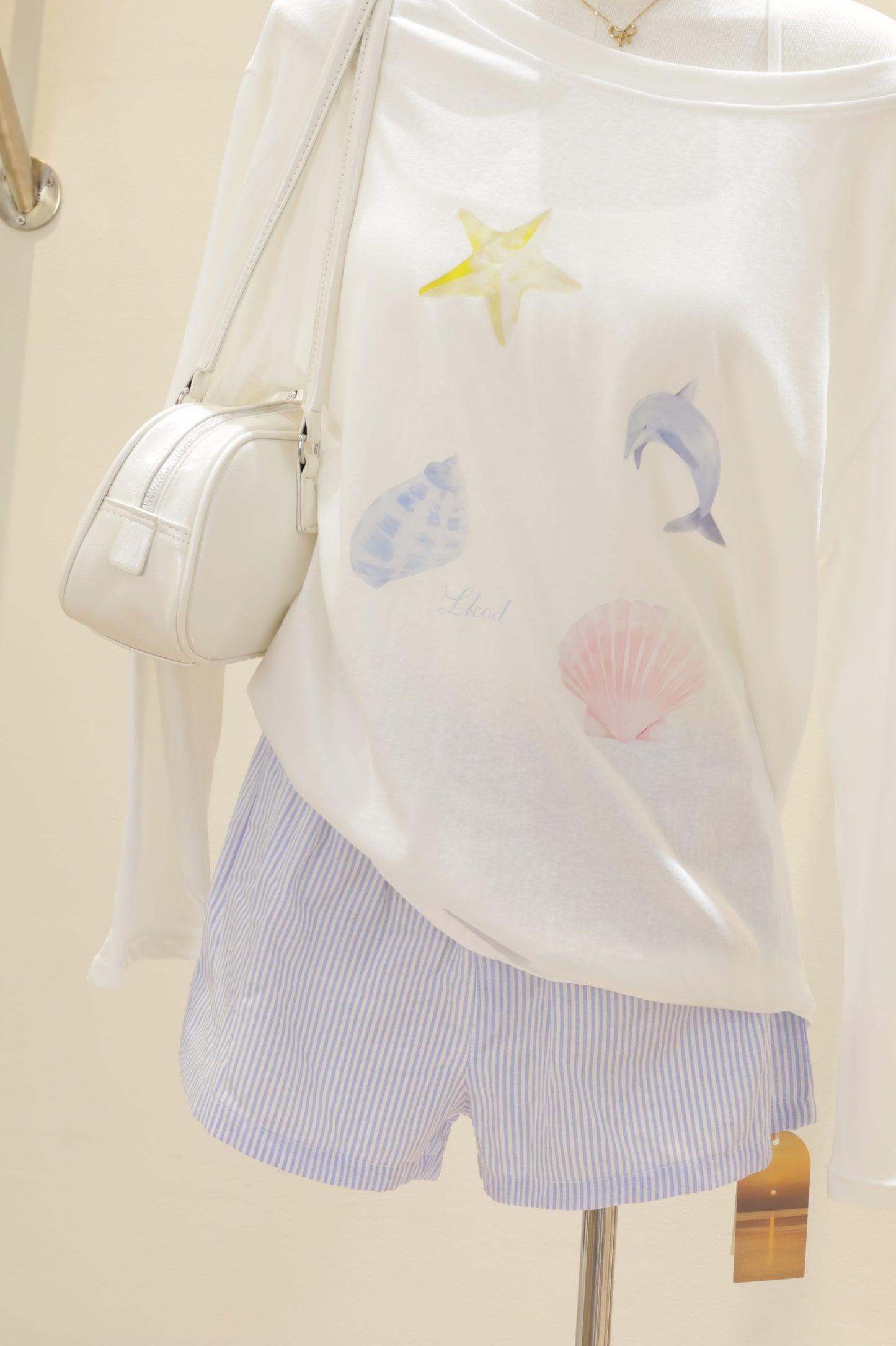 Beach vibes Half shoulder tee