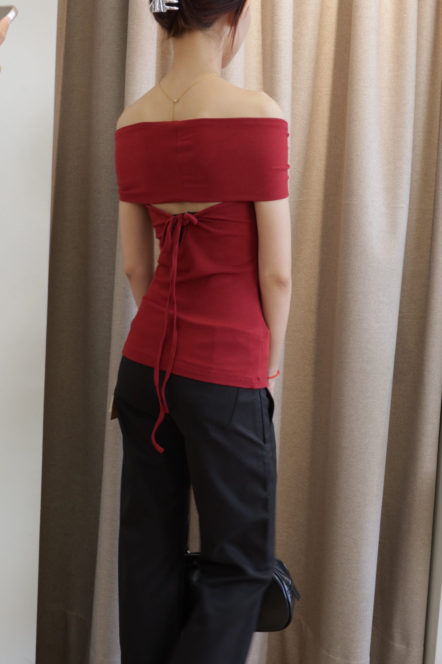 Red mid twist off shoulder
