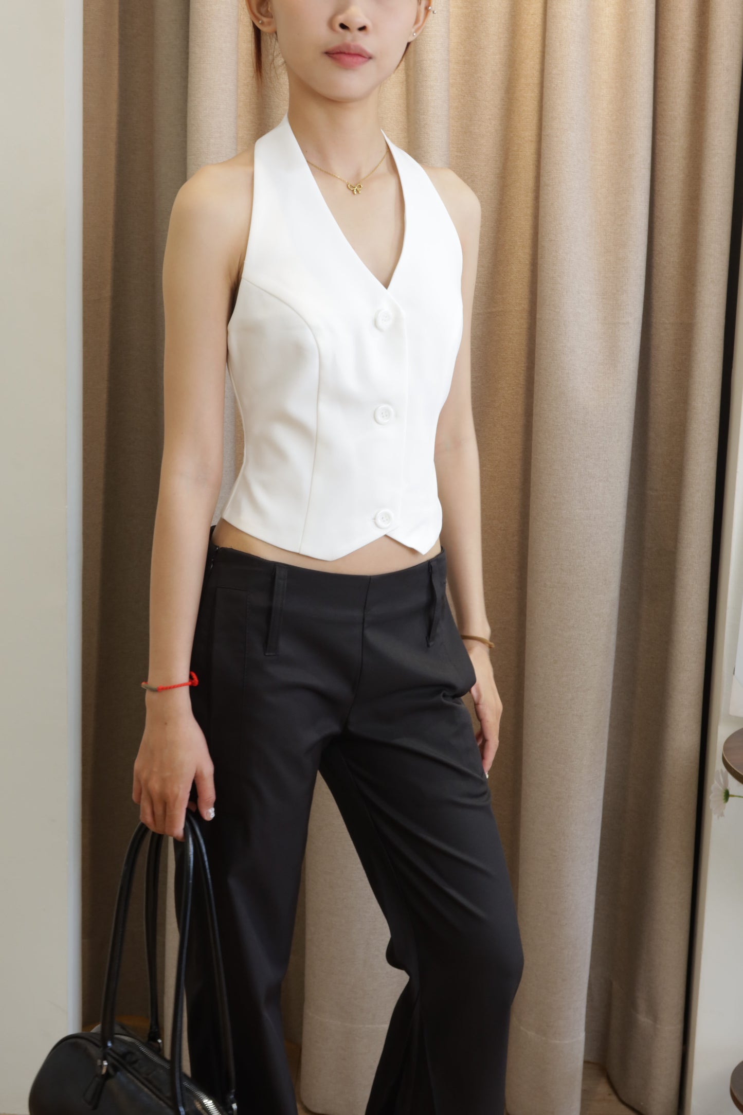 cropped sleeveless vest