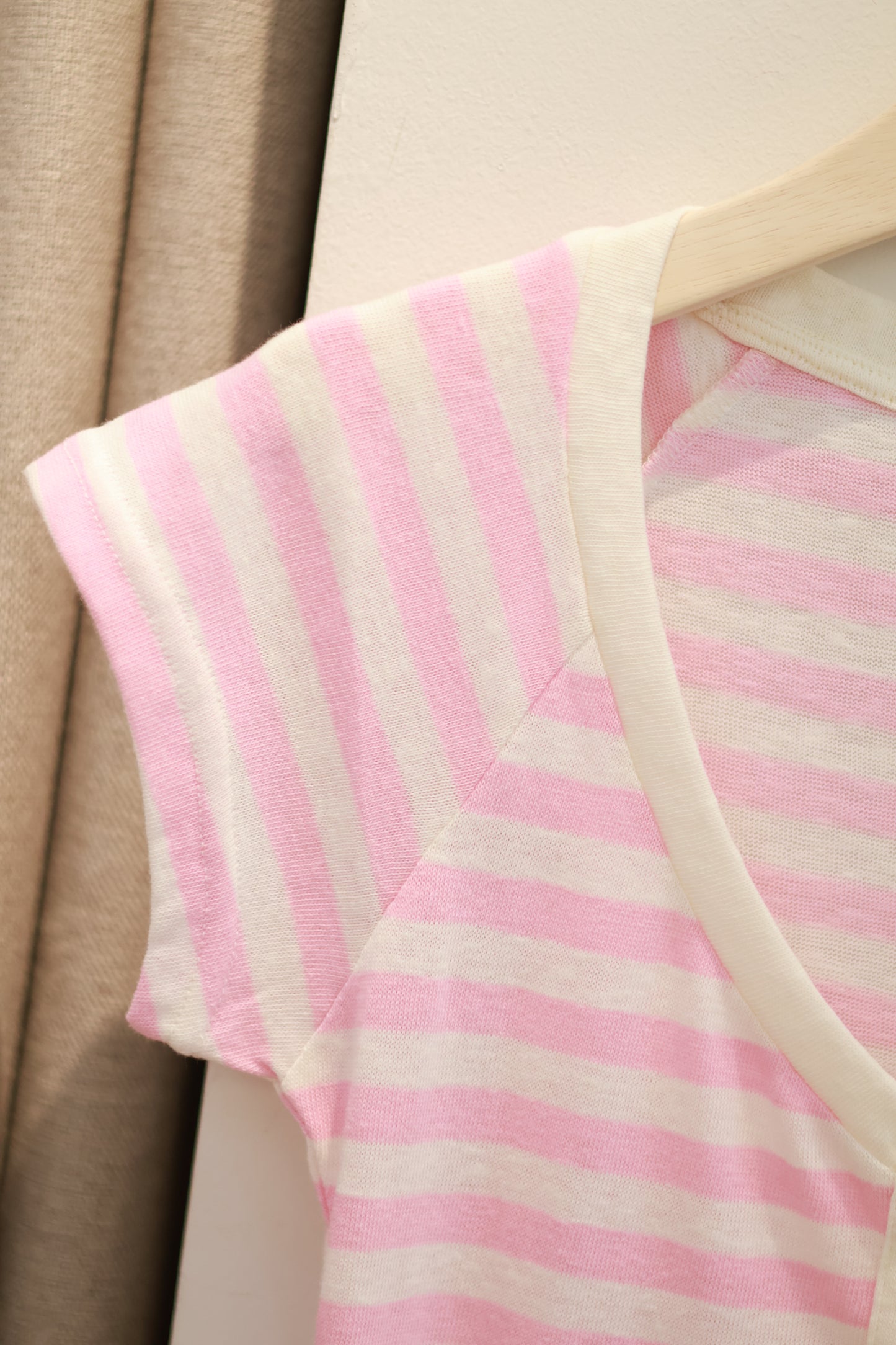 AUD V-Neck Striped Short Sleeve Top - Pink