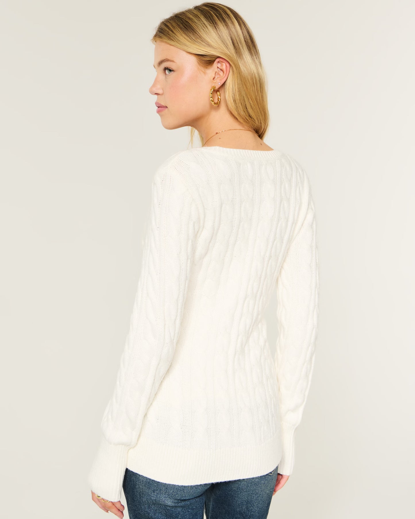 HOLLISTER Cable Knit Icon V-Neck Cardigan — Cloud White