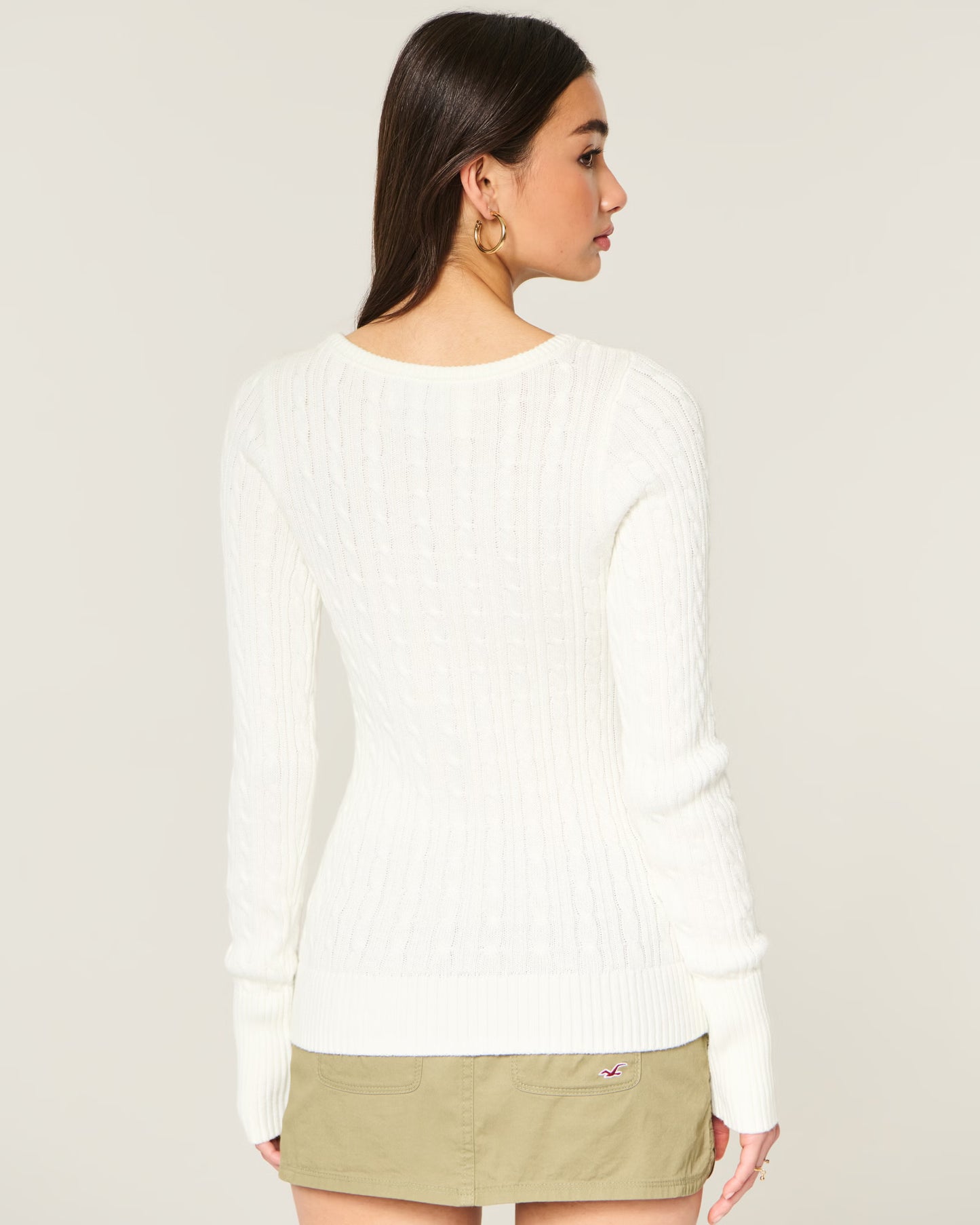 HOLLISTER BUTTONED KNITTED SWEATER