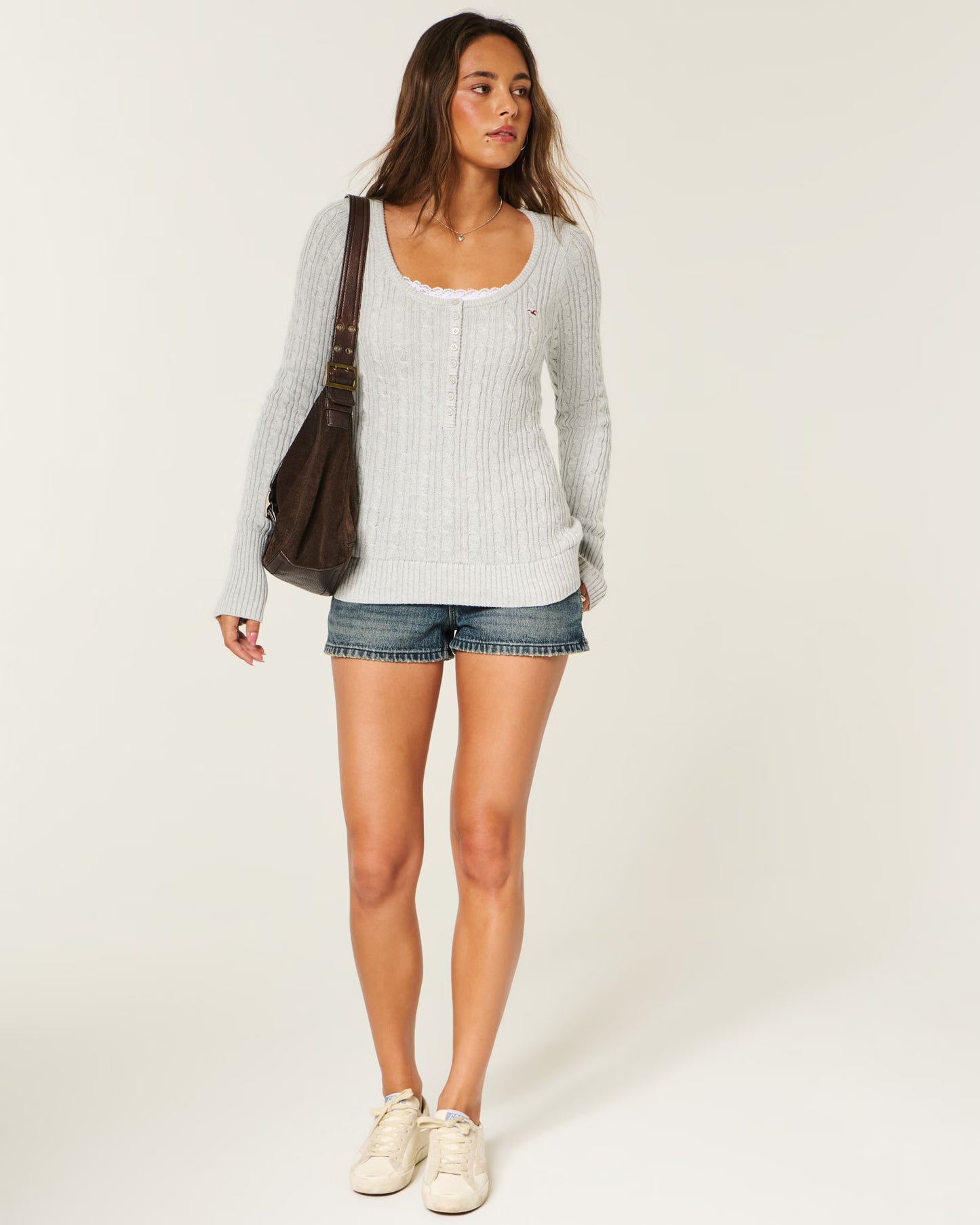 HOLLISTER BUTTONED KNITTED SWEATER