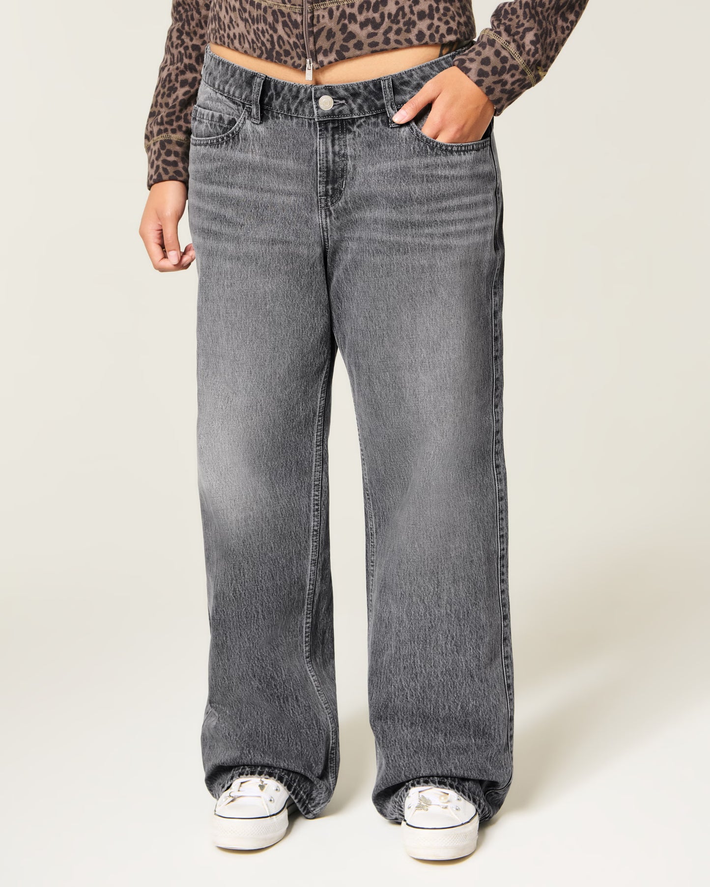 HOLLISTER Low-Rise Grey Baggy Jeans 26W
