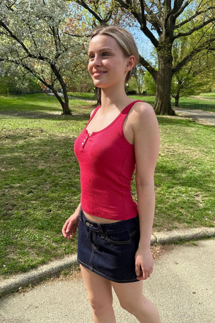 BRANDY MAROON TANK BUTTONS
