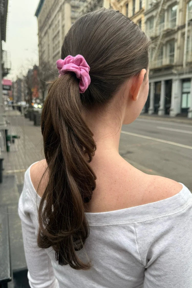 BRANDY STRIPED SCRUNCHIE  -PINK