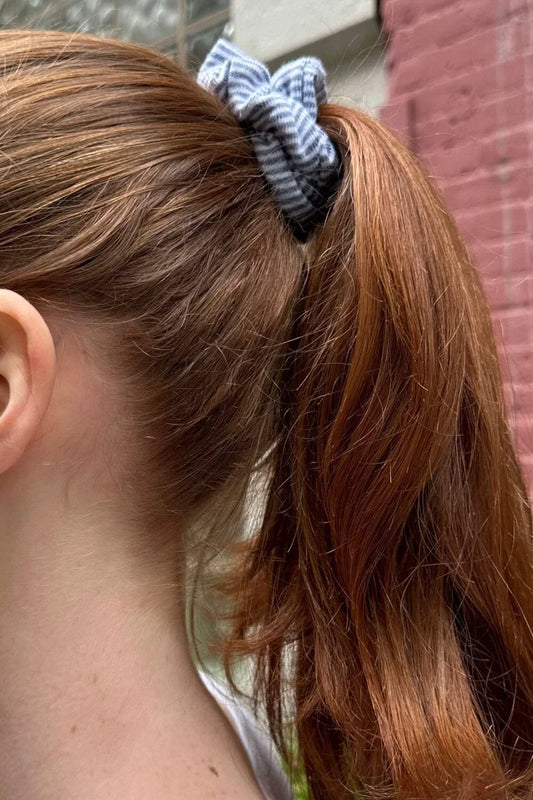 BRANDY STRIPED SCRUNCHIE  -BLUE