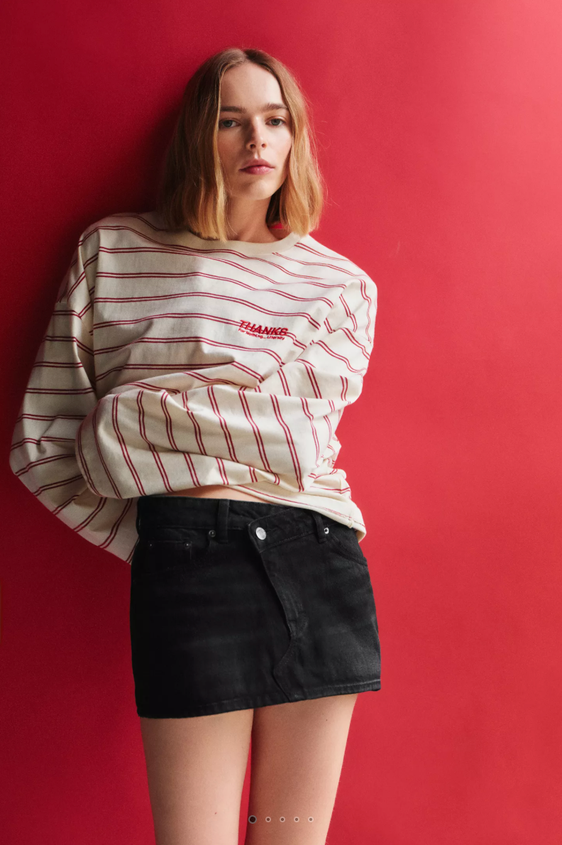 PULL&BEAR BLACK DENIM SKIRT