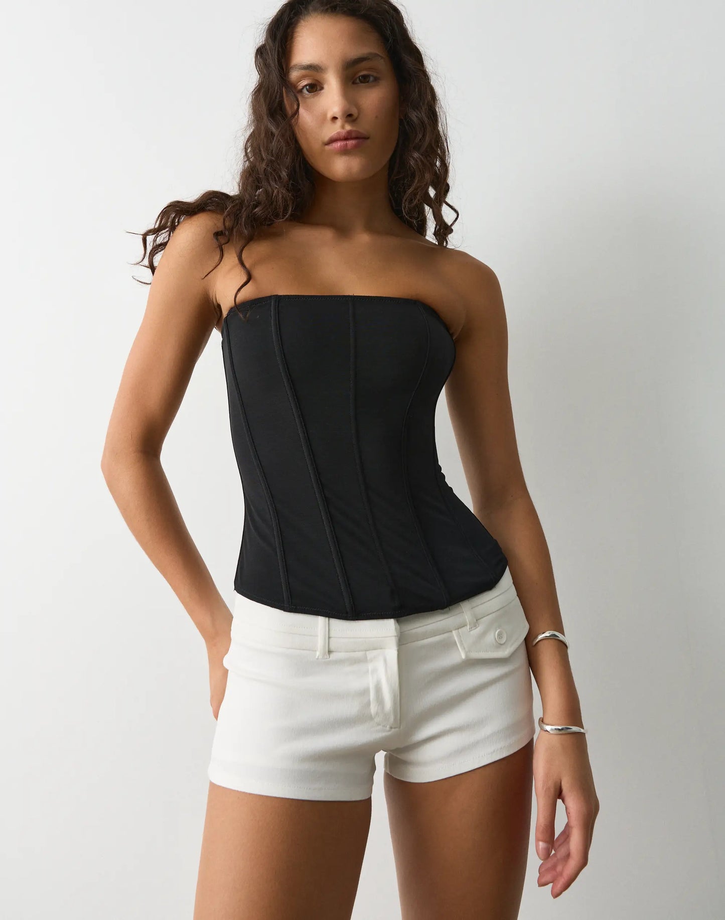 Glassons Tailored Micro Short -MILK