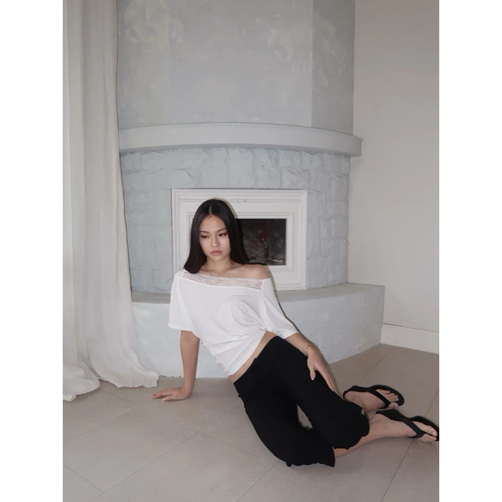STUDIO RUE LACY TEE