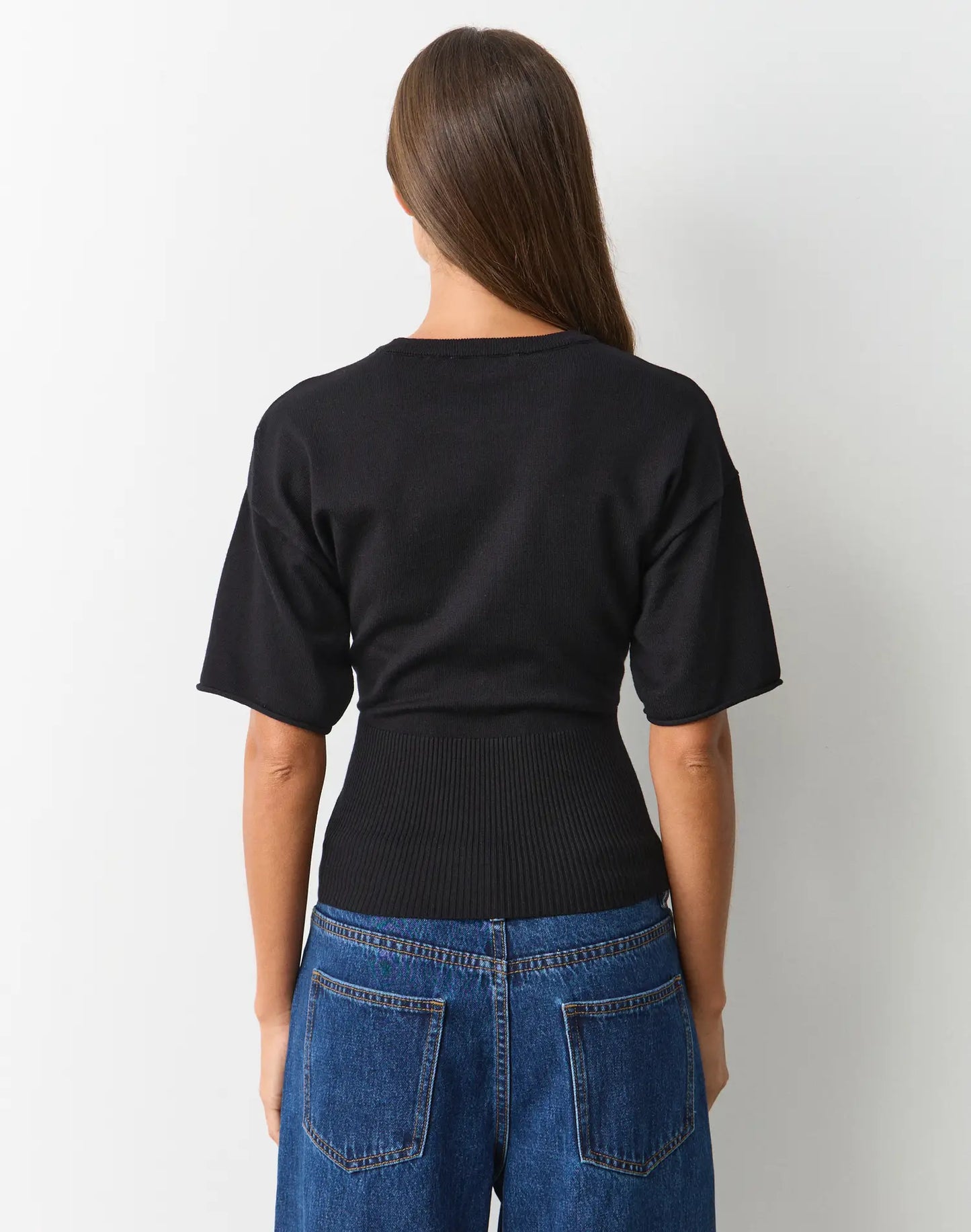 GLASSONS Short Sleeve Rib Waist Knit Top