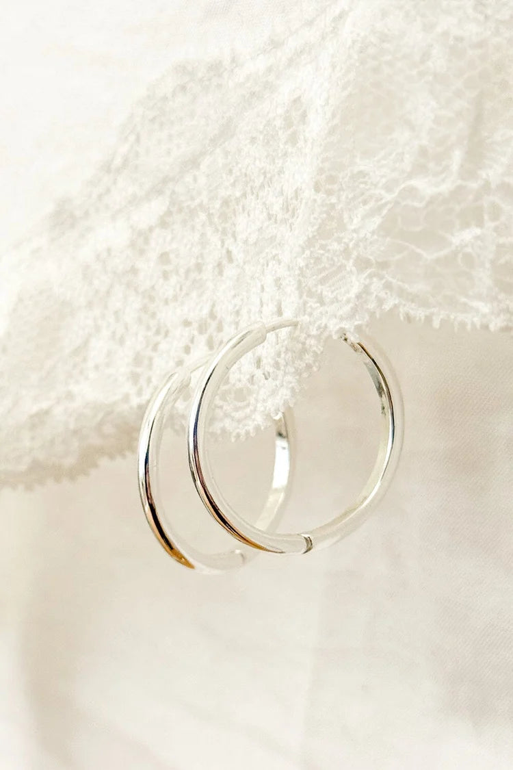 BRANDY HOOP EARRINGS- DARK GRAY