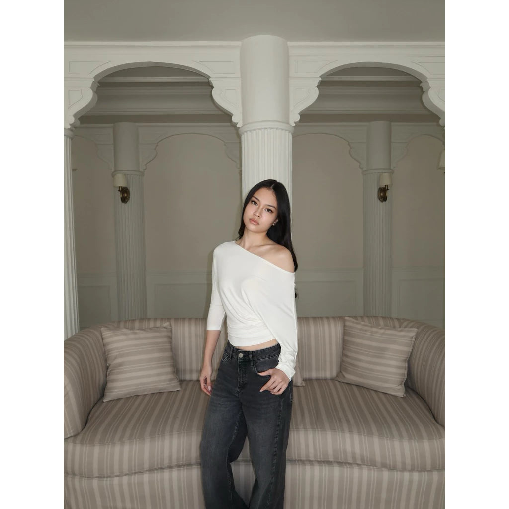 NUDETHELABEL SLOUCHY TOP