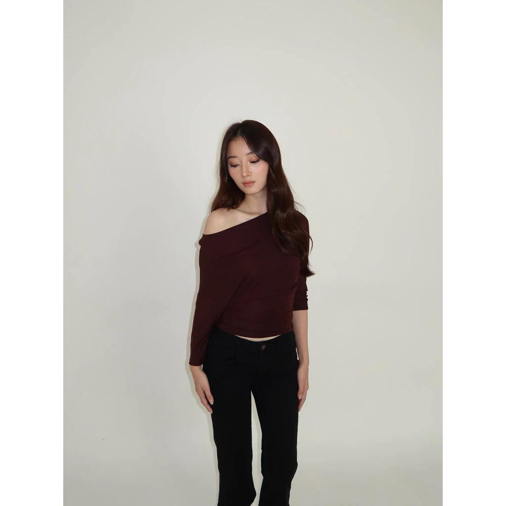 NUDETHELABEL SLOUCHY TOP